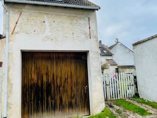 Maison à vendre 33 000 € 1 pièce 35 m² Est Sud Ouest La Ferte sous Jouarre 77260