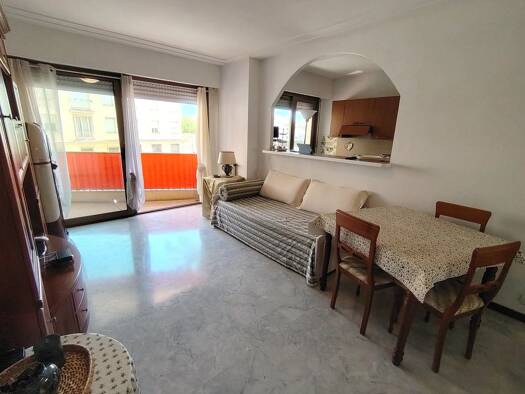 Appartement à vendre 329 000 € 2 pièces 1 chambre 60 m² Étage 1/6 Bioves-Casino Menton 06500