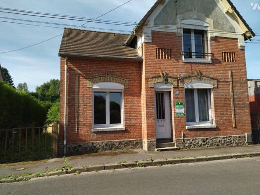 Maison à vendre 90 000 € 4 pièces 3 chambres 98 m² Hirson 02500