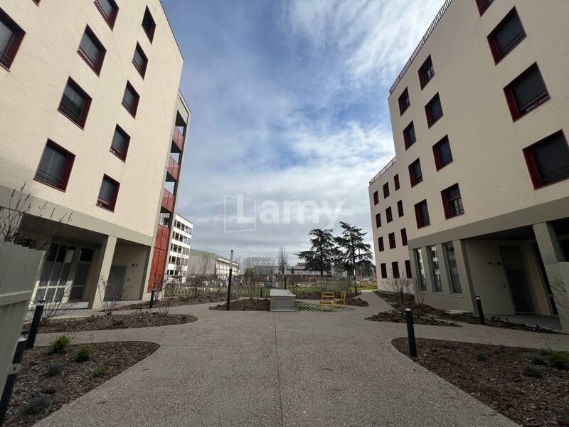 Maison à louer, 74m², SAINT FONS