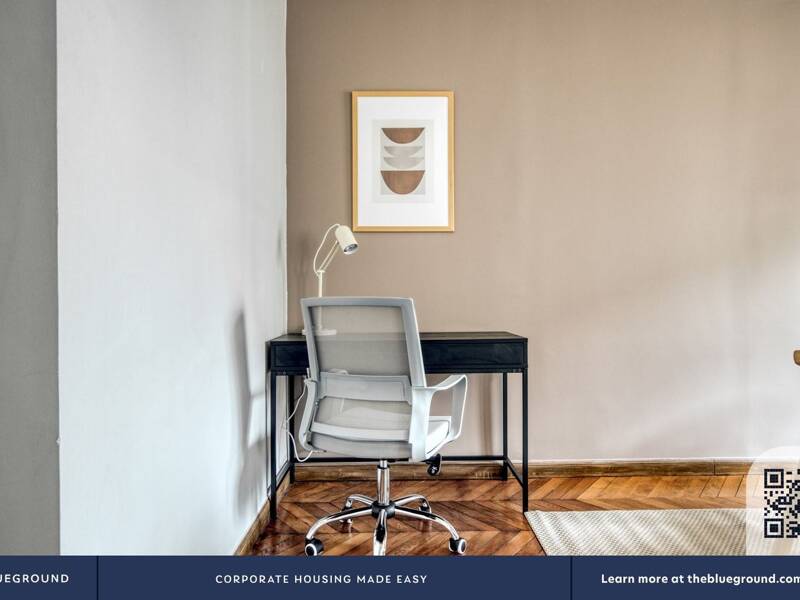 Maison à louer, 84m², PARIS 16E