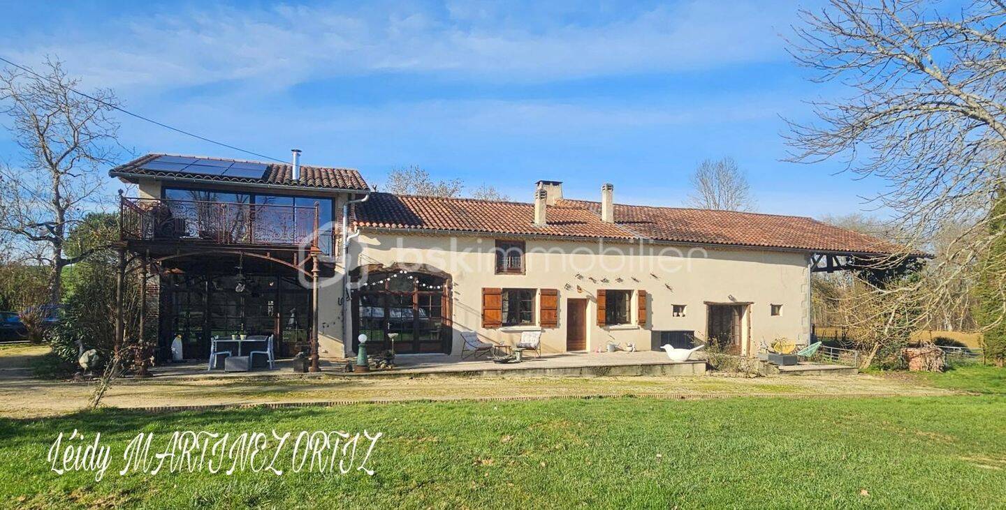 Maison à vendre, 215m², VIC FEZENSAC