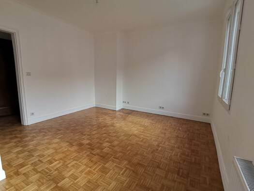 Appartement à louer 696 € 2 pièces 1 chambre 43,5 m² Étage 2/3 Vernon 27200