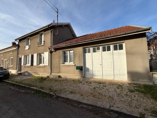 Maison à vendre 89 000 € 5 pièces 4 chambres 150 m² Charmont 51330