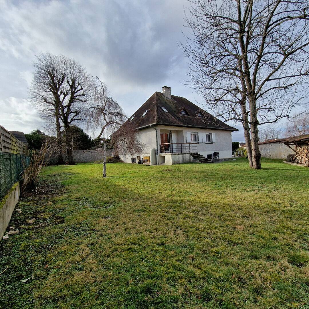 Maison à vendre, 240m², LA CHAPELLE EN SERVAL