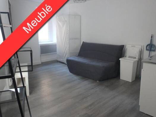 Appartement à louer 275 € 1 pièce 16 m² 1er étage Centre Ancien Millau 12100
