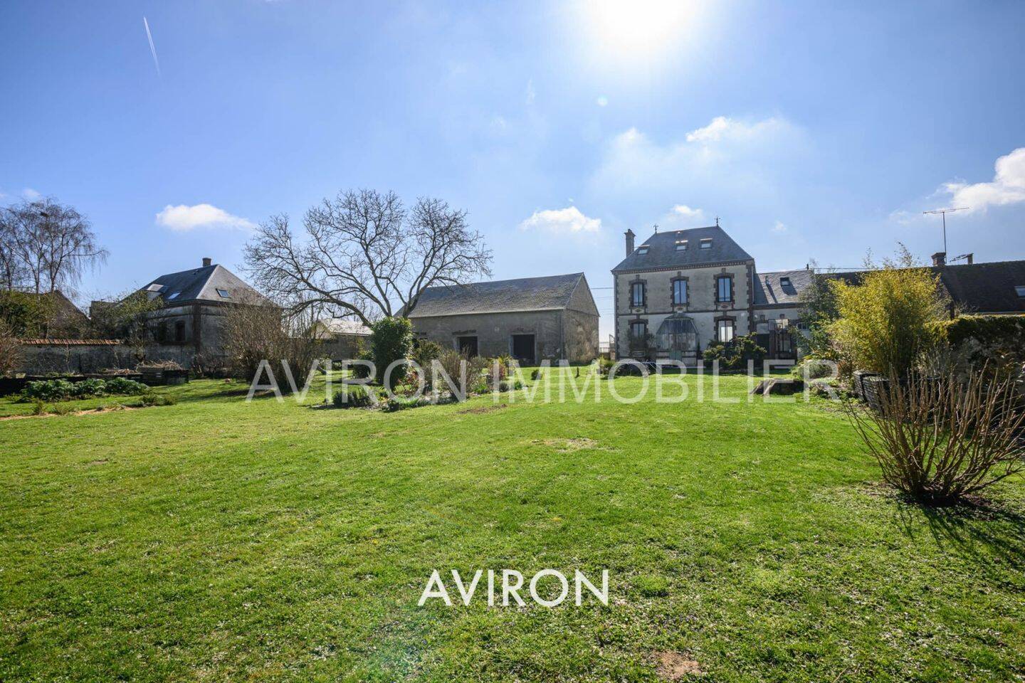 Maison à vendre, 180m², TREMBLAY LES VILLAGES