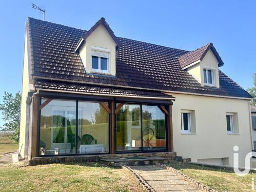 Maison à vendre 272 000 € 7 pièces 6 chambres 163 m² 1 200 m² de terrain Subligny 89100
