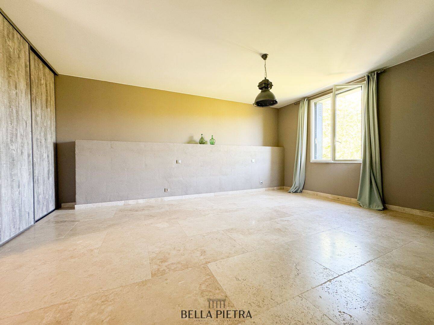 À LOUER - MONTPELLIER - MAISON 257 M2 - 6 CHAMBRES - PARCELL — 9