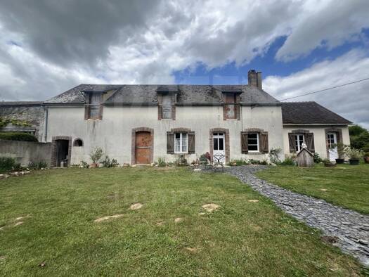 Maison à vendre 120 900 € 3 pièces 2 chambres 82 m² 5 170 m² de terrain Tannerre en Puisaye 89350