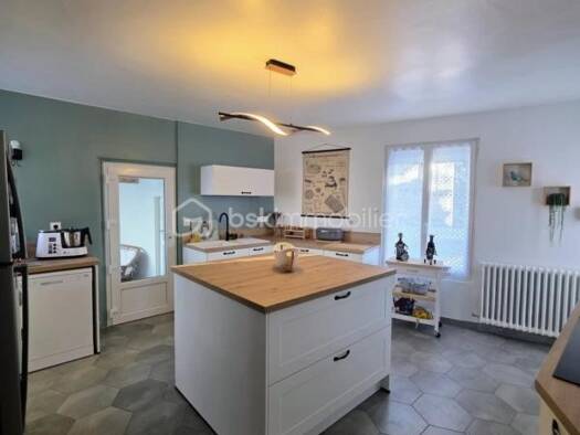 Maison à vendre 229 000 € 6 pièces 5 chambres 190 m² Courtomer 61390