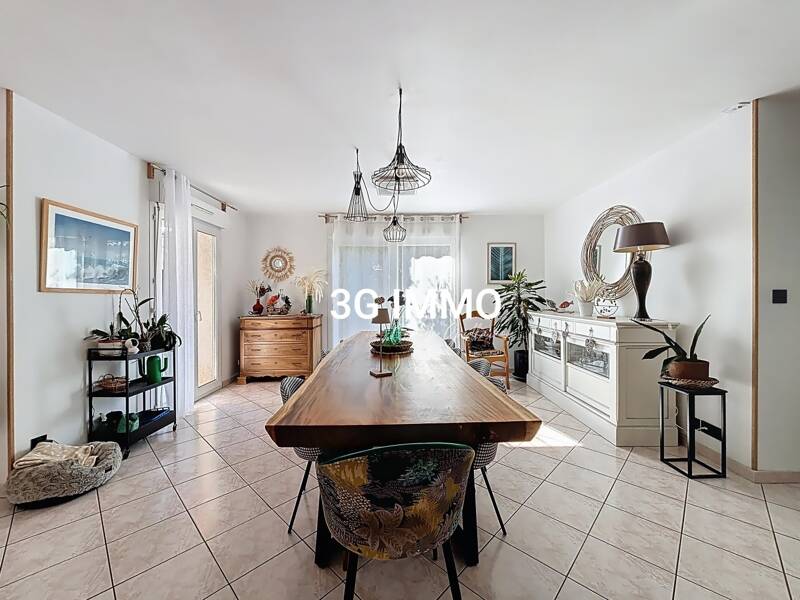Maison à vendre, 185m², NISSAN LEZ ENSERUNE