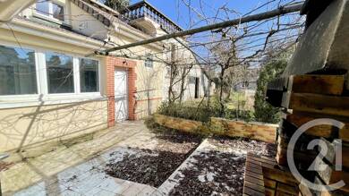 Maison à vendre 395 000 € 5 pièces 4 chambres 114 m² 806 m² de terrain Domont 95330