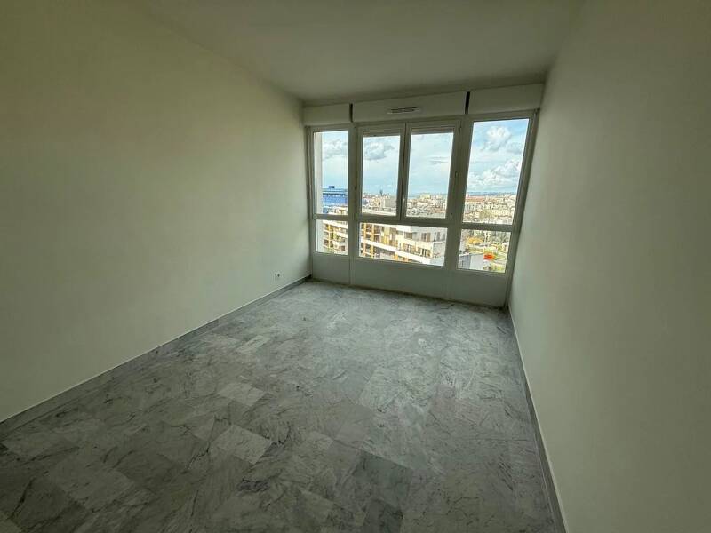 Maison à louer, 75m², MARSEILLE 12E