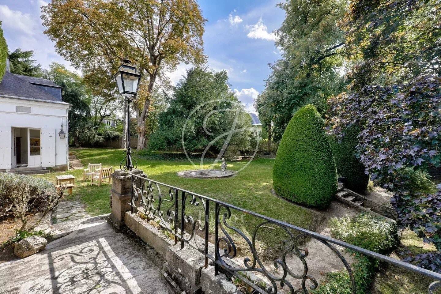 Maison à vendre, 410m², VERSAILLES