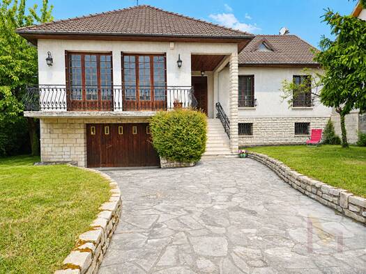 Maison de plain-pied à vendre 600 000 € 6 pièces 4 chambres 200 m² 700 m² de terrain Marne Neuilly-Plaisance 93360