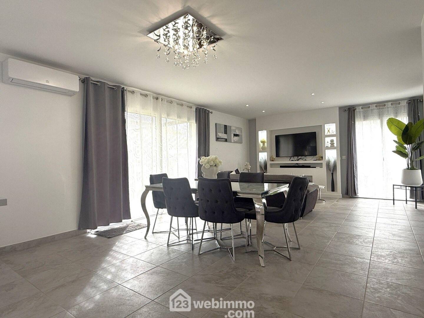 Maison à vendre, 108m², NEUVILLE DE POITOU