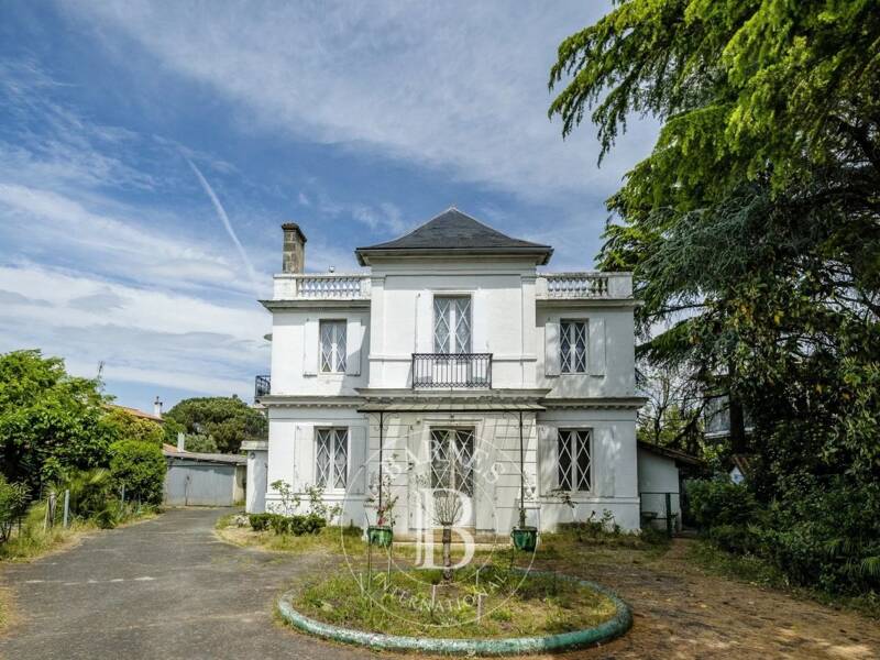 Maison à vendre, 260m², EYSINES