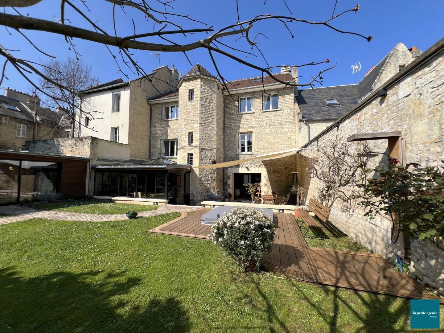 Maison à vendre, 222m², CAEN