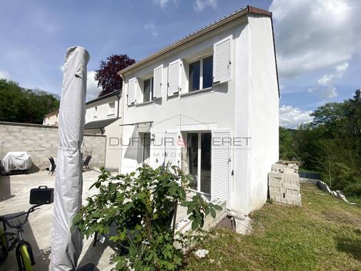 Maison à vendre 262 000 € 4 pièces 3 chambres 81,24 m² 644 m² de terrain Sept-Sorts 77260