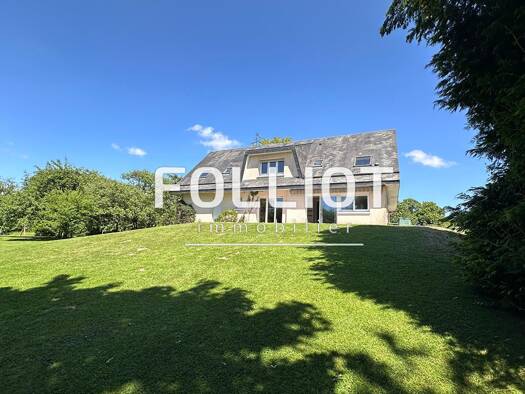 Maison à vendre 266 000 € 9 pièces 6 chambres 294 m² 3 632 m² de terrain Roncey 50210