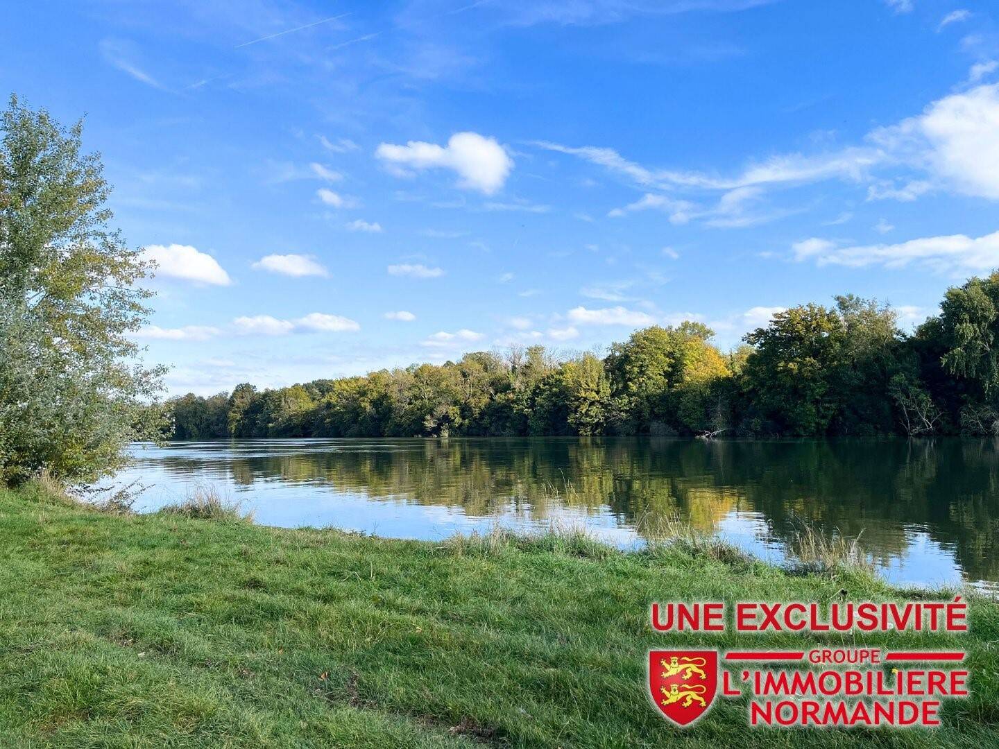Maison à vendre, 400m², SAINT PIERRE DU VAUVRAY