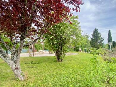 Maison à vendre 740 000 € 6 pièces 4 chambres 170 m² 1 300 m² de terrain Ouest Gex 01170