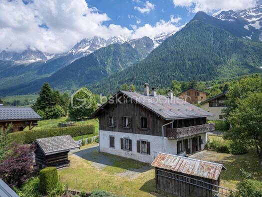 Chalet à vendre 1 260 000 € 7 pièces 5 chambres 172 m² 998 m² de terrain Les Houches 74310