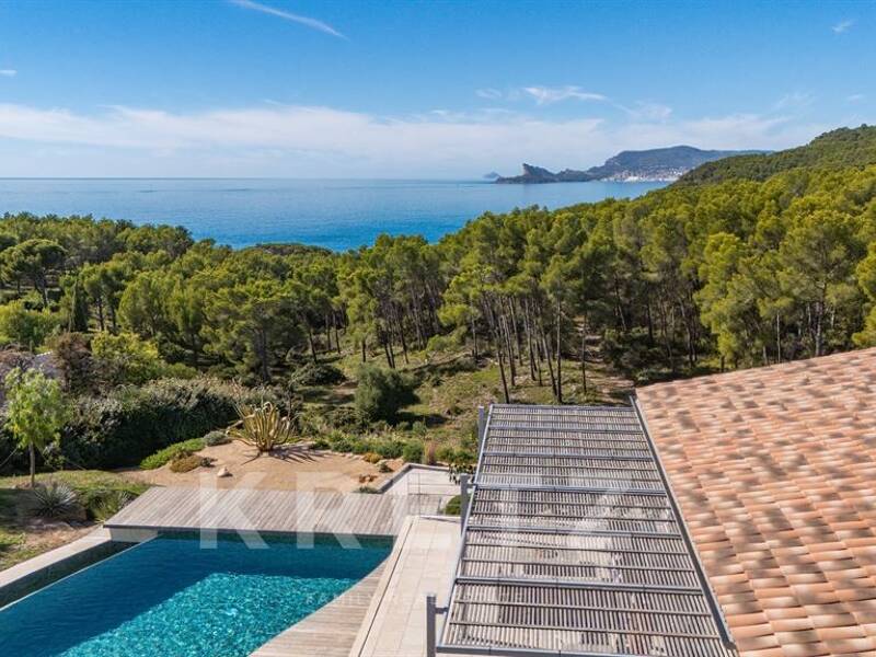 Maison à vendre, 215m², SAINT CYR SUR MER