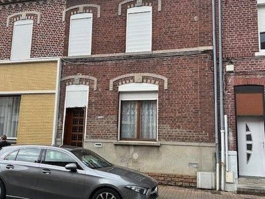 Maison à vendre 75 000 € 5 pièces 2 chambres 95,2 m² 111 m² de terrain Le Centre Ville Somain 59490