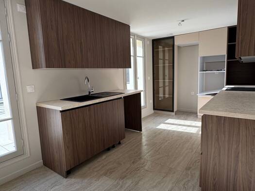 Duplex à louer 2 200 € 2 pièces 1 chambre 64,44 m² Étage 1/2 Centre Montmorency Centre Montmorency 95160