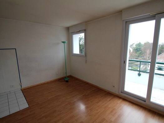 Studio à vendre 119 000 € 1 pièce 20 m² Étage 3/3 Le Fort la Maillarde Chennevières-sur-Marne 94430