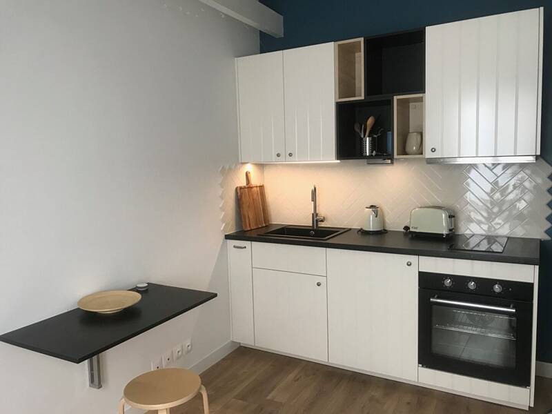 Maison à louer, 22m², PARIS 18E