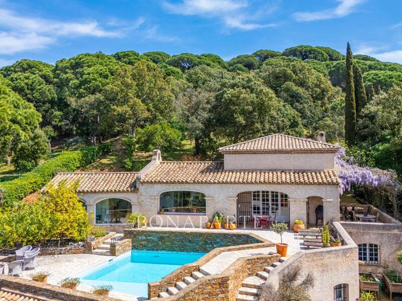 Maison à vendre, 261m², LA CROIX VALMER