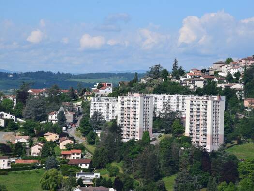 Appartement à vendre 170 000 € 3 pièces 2 chambres 77,5 m² Étage 8/9 Est Saint-Priest-en-Jarez 42270