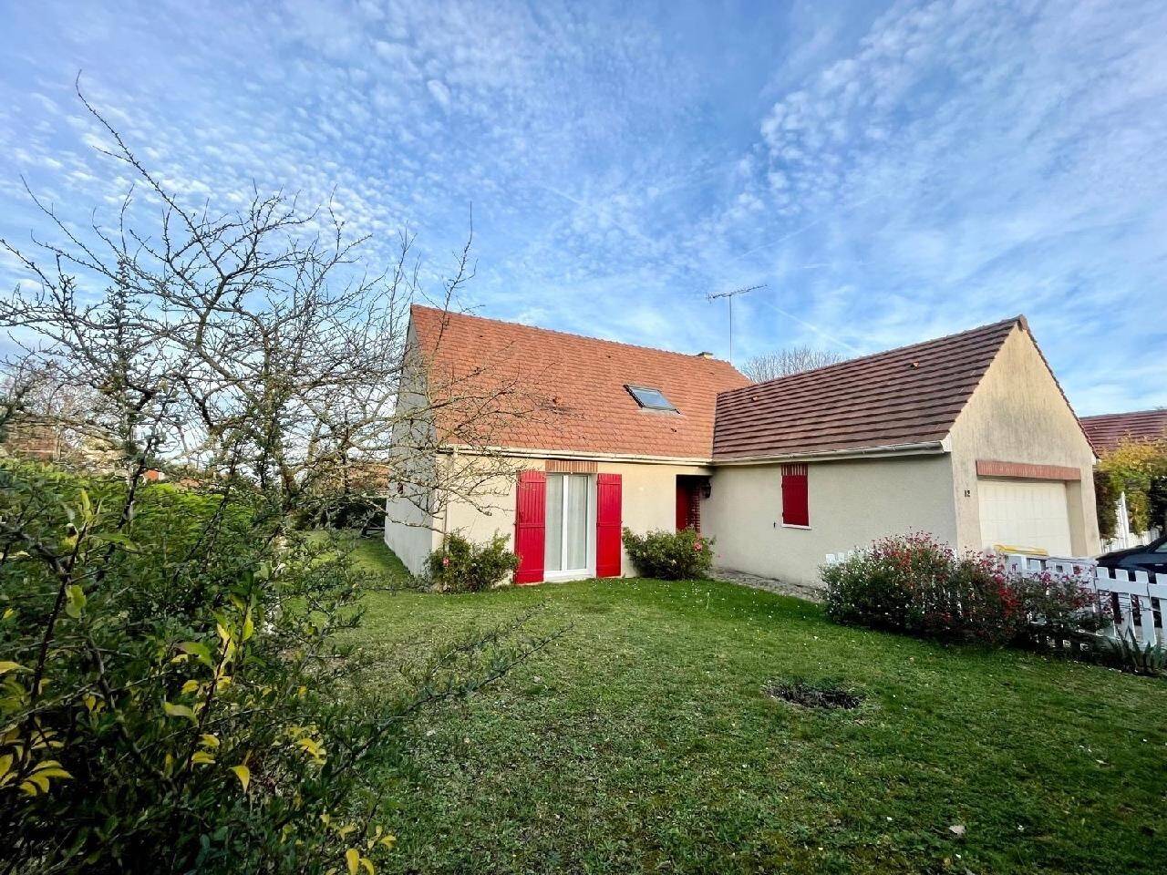 Maison à vendre, 156m², LA CHAPELLE EN SERVAL