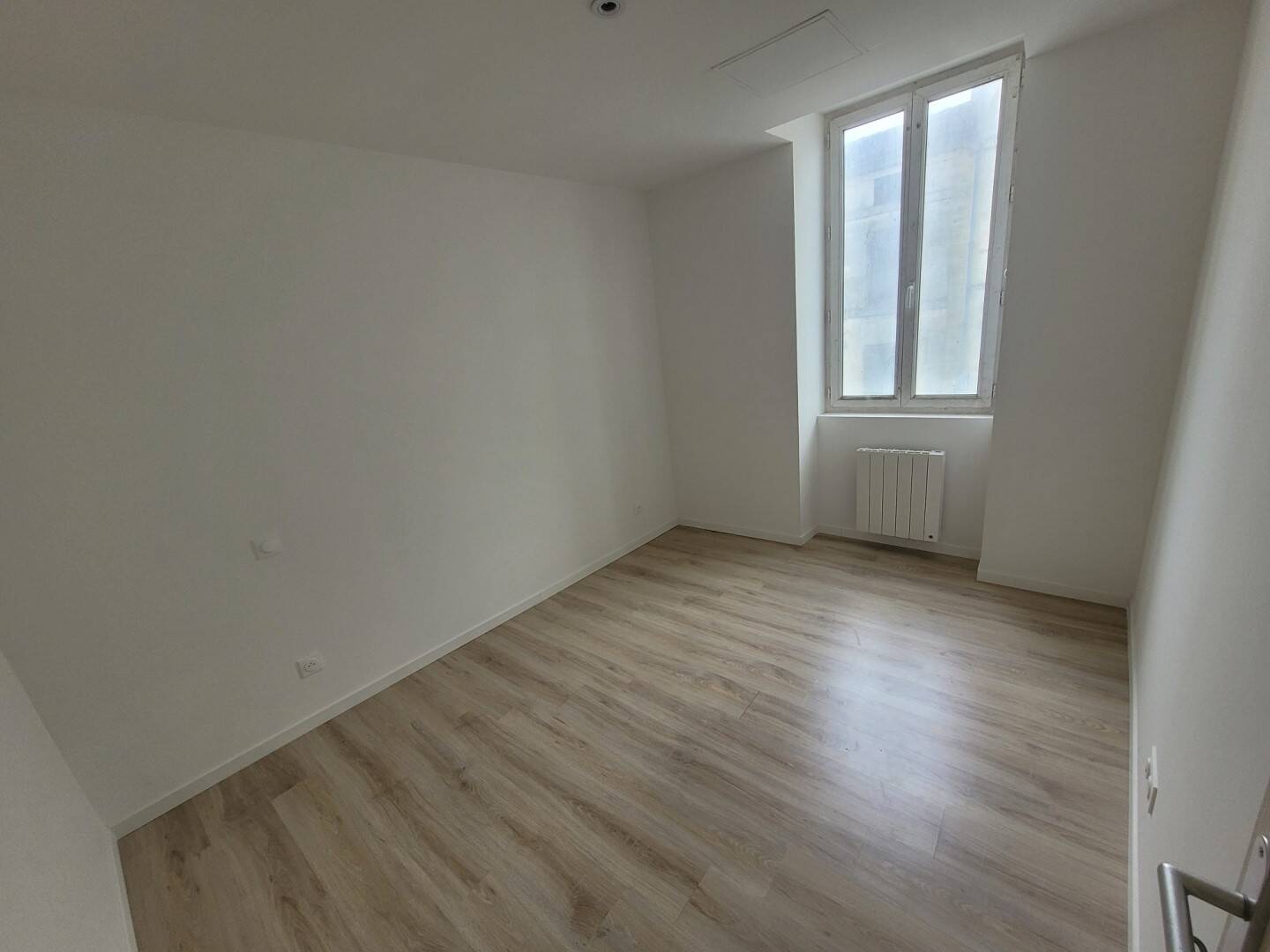 Maison à louer, 44m², BURIE