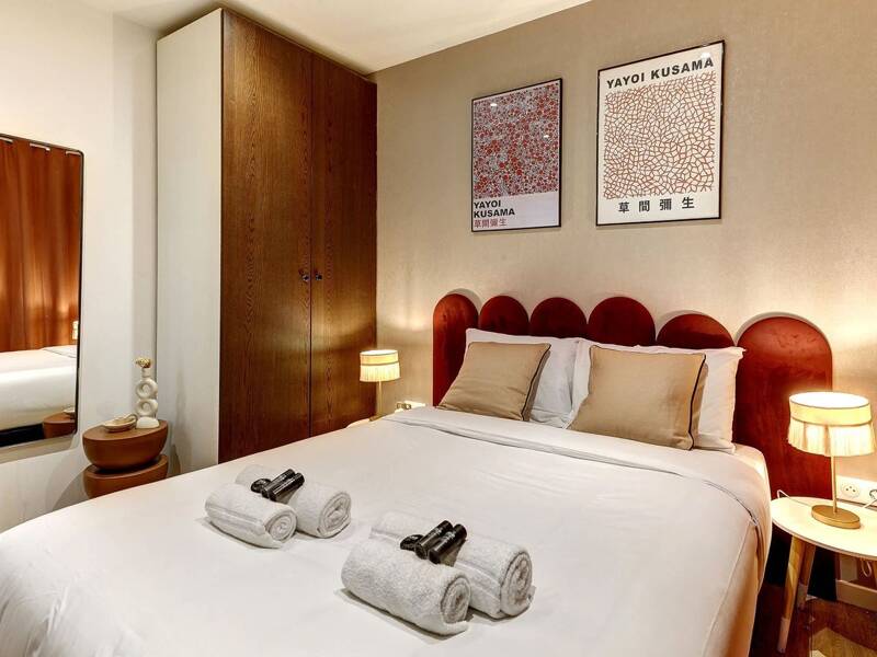 Maison à louer, 0m², PARIS 19E