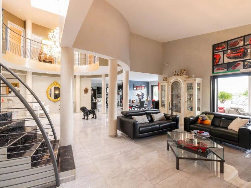 Maison à vendre, 377m², NIMES