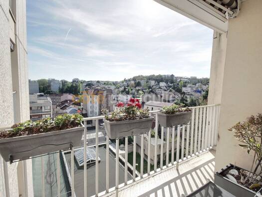 Appartement à vendre 415 000 € 5 pièces 3 chambres 101 m² Étage 4/12 Val Content Fontenay-aux-Roses 92260