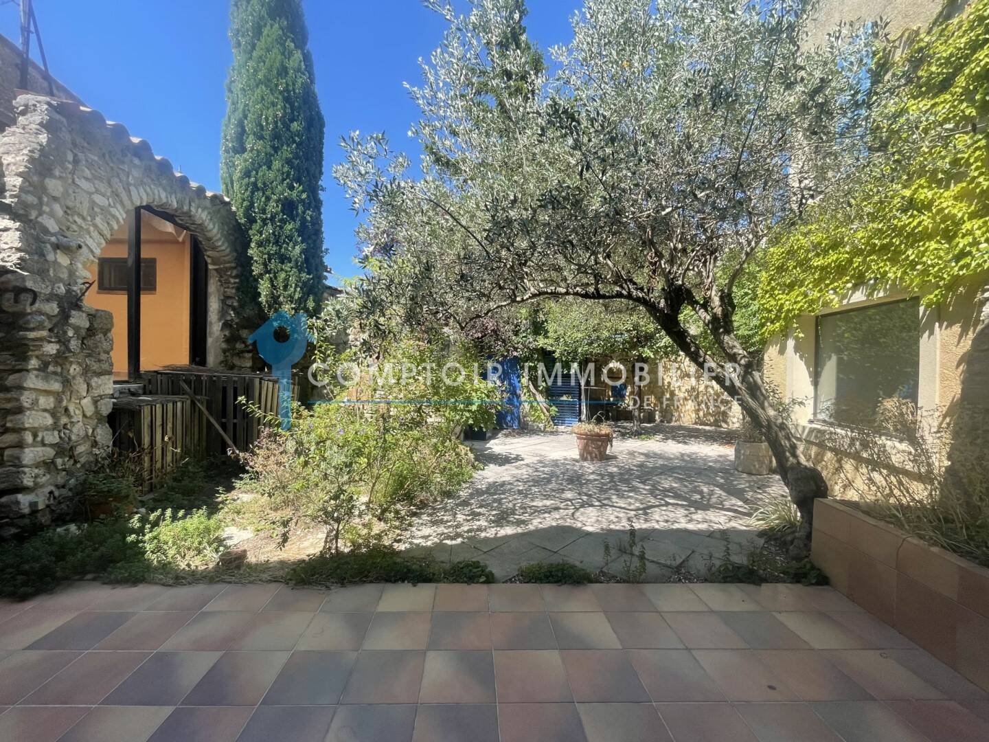 Maison à vendre, 205m², LA GARDE ADHEMAR