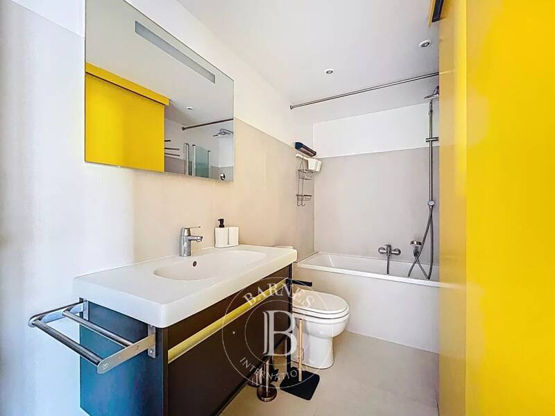 Maison à louer, 44m², PARIS 16E