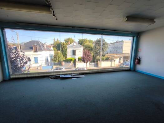 Local commercial à vendre 212 000 € 500 m² de surface de vente Mare Aubry Château-Thierry 02400