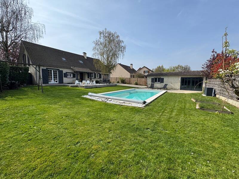 Maison à vendre, 216m², MERE