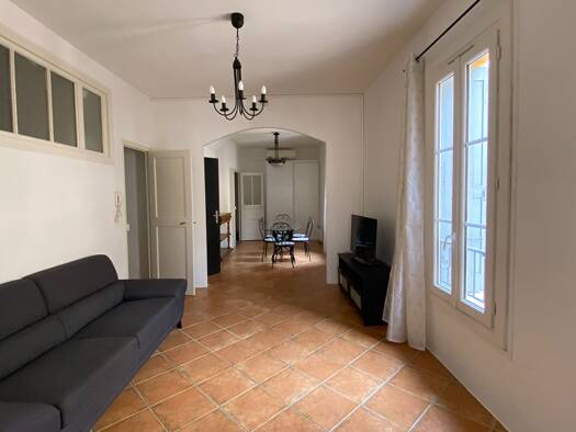 Appartement à louer 590 € 3 pièces 2 chambres 62 m² Étage 3/4 Perpignan 66000