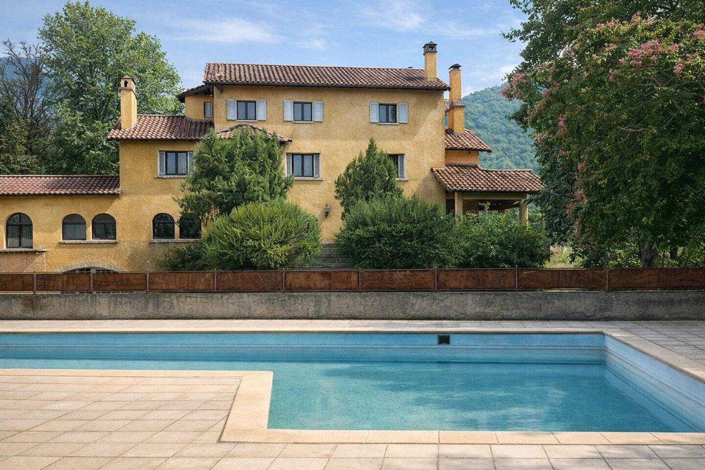 Maison à vendre, 421m², VERNET LES BAINS