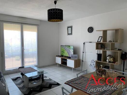 Appartement à vendre 82 840 € 2 pièces 1 chambre 40 m² Étage 3/3 Aurence-Corgnac-Cité Universitaire Limoges 87000