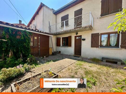 Maison de ville à vendre 194 000 € 4 pièces 3 chambres 99 m² 326 m² de terrain Culhat 63350