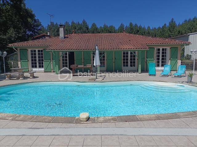 Maison à vendre, 119m², SAINT JULIEN EN BORN