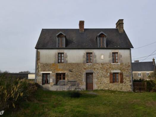 Maison à vendre 129 960 € 6 pièces 3 chambres 153 m² 695 m² de terrain Roncey 50210